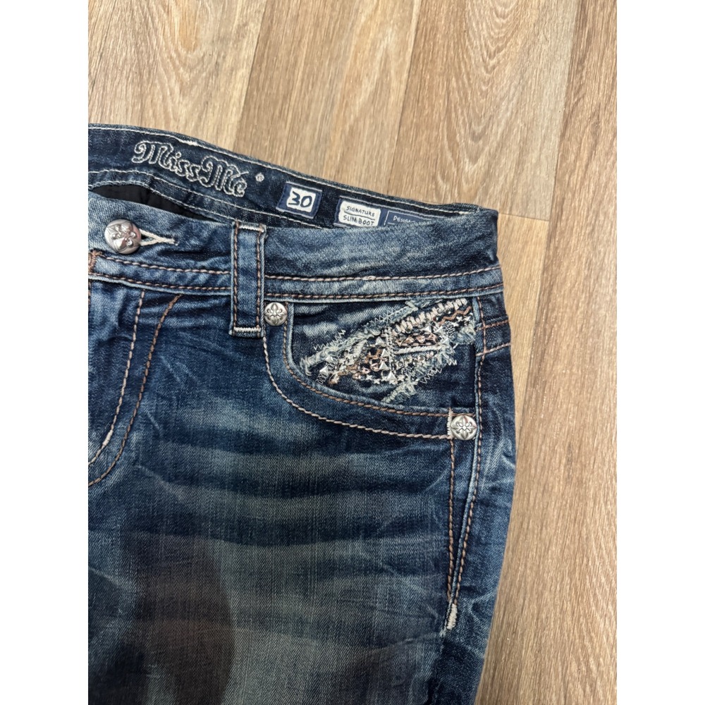 Miss Me Signature Slim Bootcut Embellished Jeans Medium Wash Size 30 Rhinestone - Picture 9 of 11